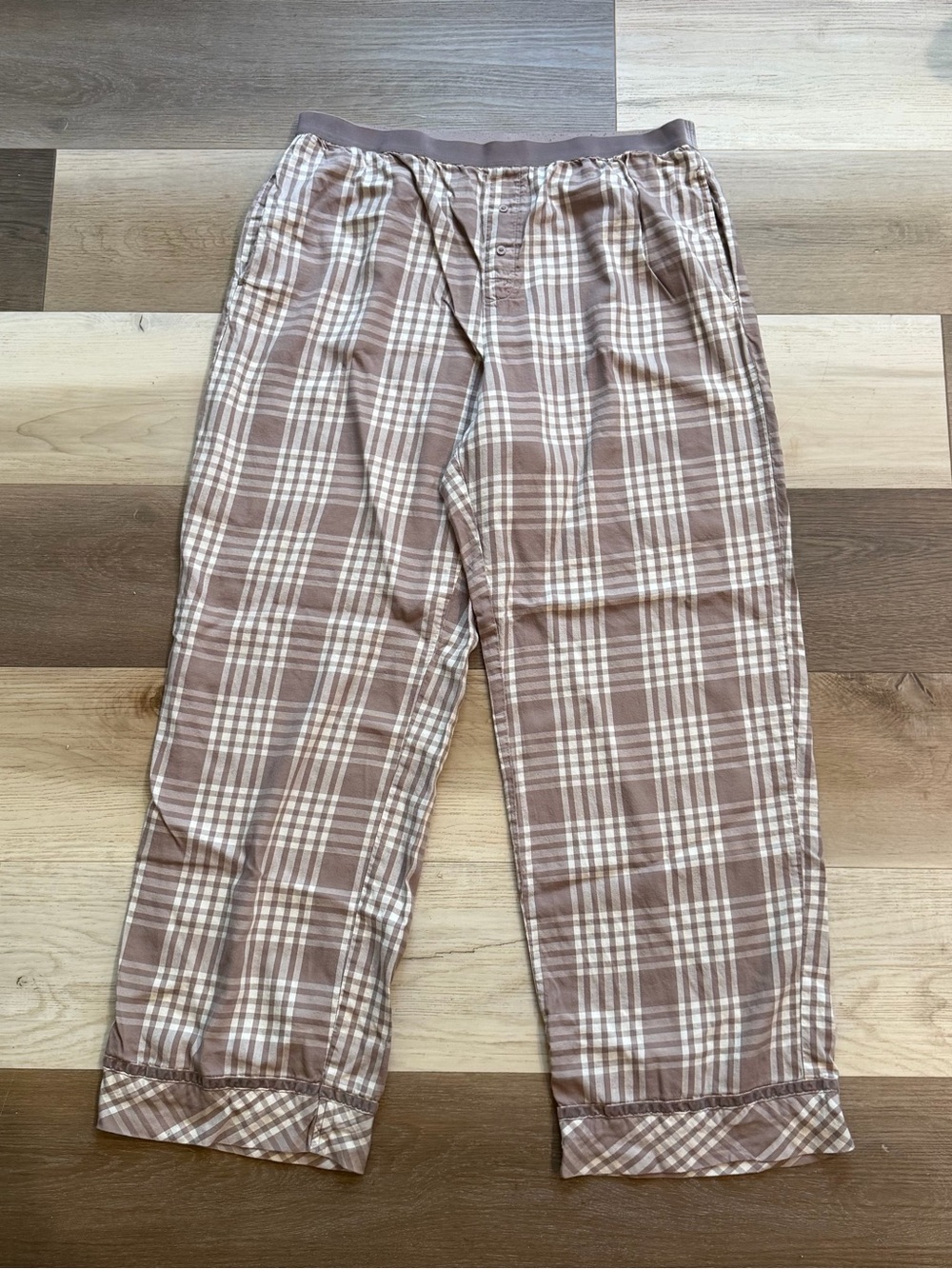 PINK Victoria's Secret Plaid Pajama Pants in Taupe & Cream with Velvet Detailing